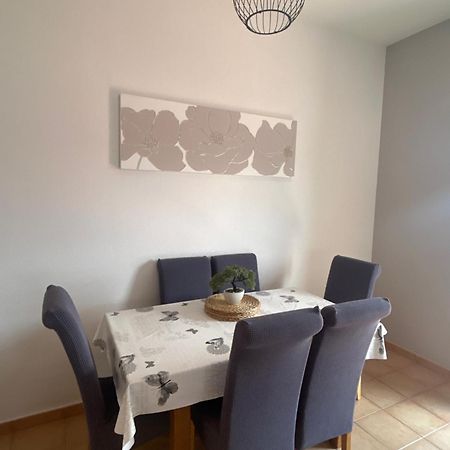 לה אוליבה Casa Orilla! Beautiful Private Holiday Villa With Hot Tub מראה חיצוני תמונה