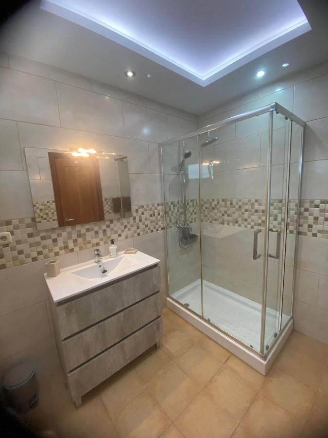 לה אוליבה Casa Orilla! Beautiful Private Holiday Villa With Hot Tub מראה חיצוני תמונה